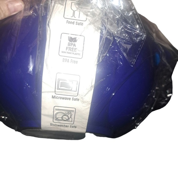 New Sealed Kitchen MUST Have set! Inc 4 Measuring cups - 2 mixing bowls-Colander - Picture 3 of 6